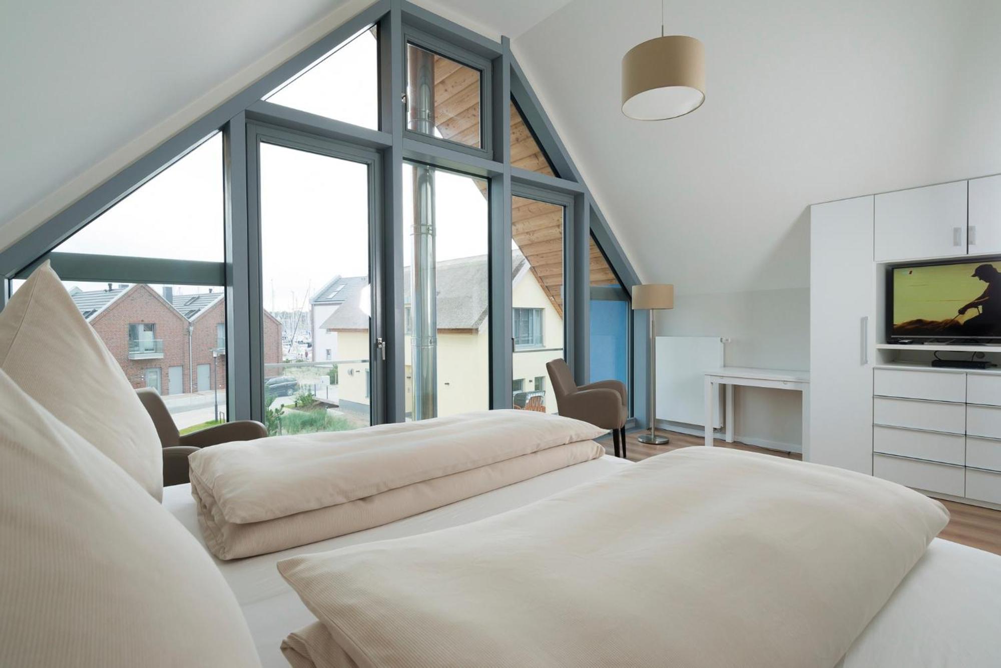 Ostsee - Reetdachhaus Nr 36 "Warder" Im Strand Resort Heiligenhafen Exterior foto